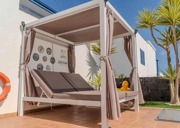 Casa De Pato * بلايا بلانكا